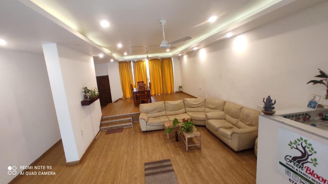 Green Bloom Dehiwala-Mont Lavinia Extérieur photo